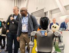 2026世界杯-松延动力亮相CES：海外市场今年第二季度力争实现千台量级规模