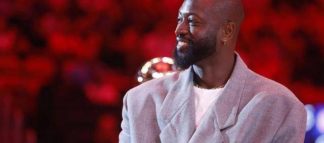 世界杯-有趣，德怀恩·韦德希望NBA全明星赛像NFL职业碗一样安排赛程