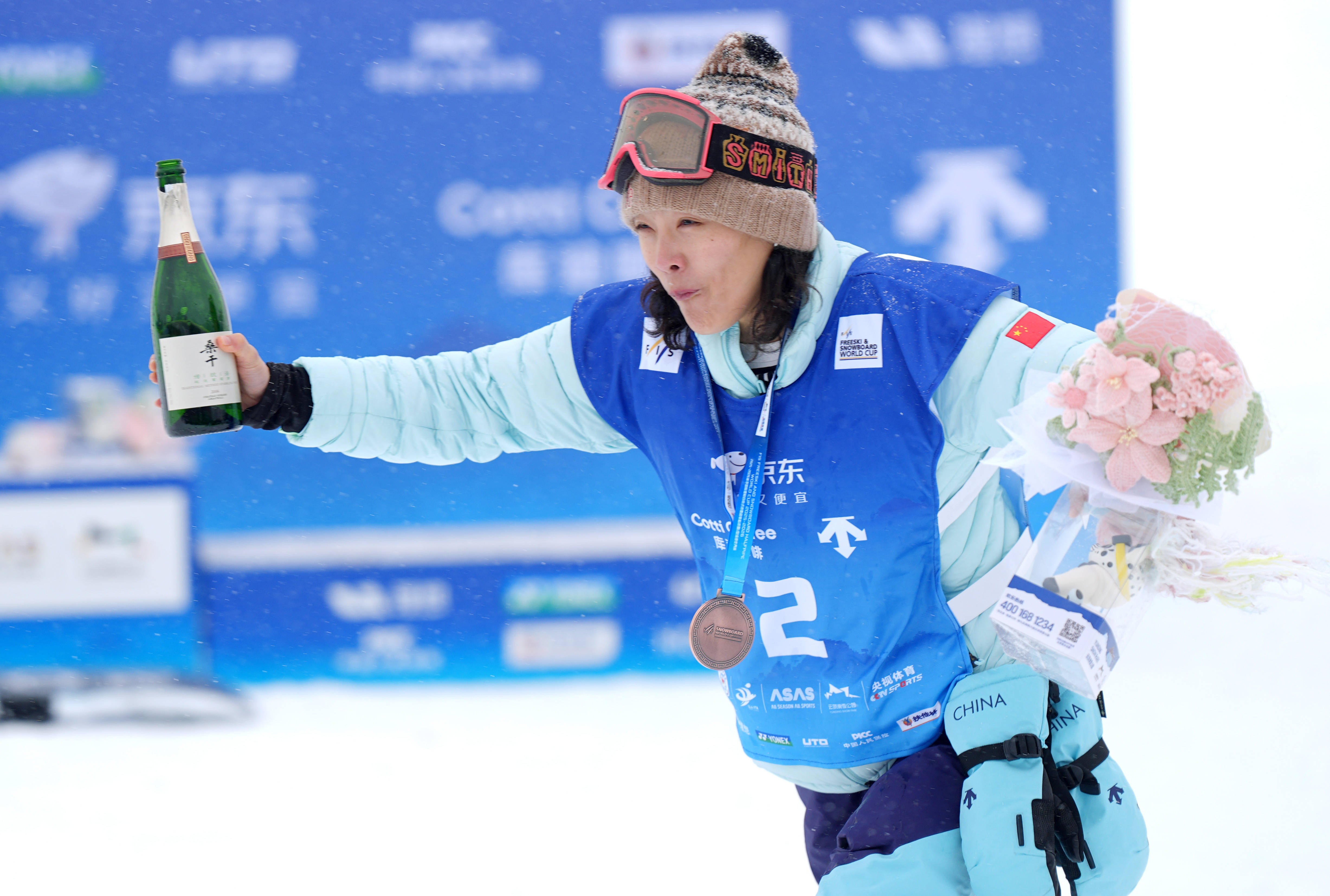 世界杯规则-（体育）单板滑雪——U型场地技巧世界杯：蔡雪桐获季军