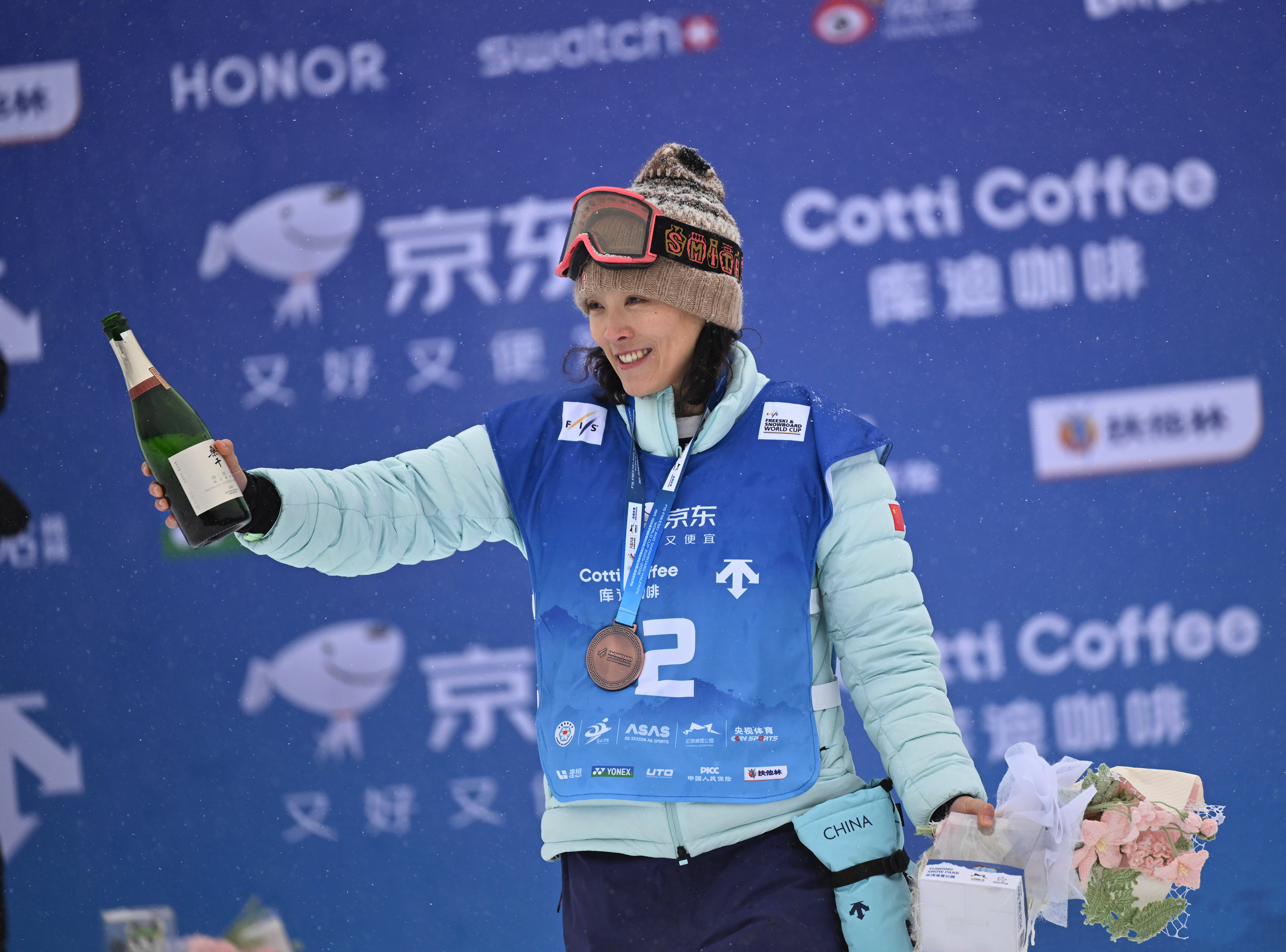 世界杯规则-（体育）单板滑雪——U型场地技巧世界杯：蔡雪桐获季军