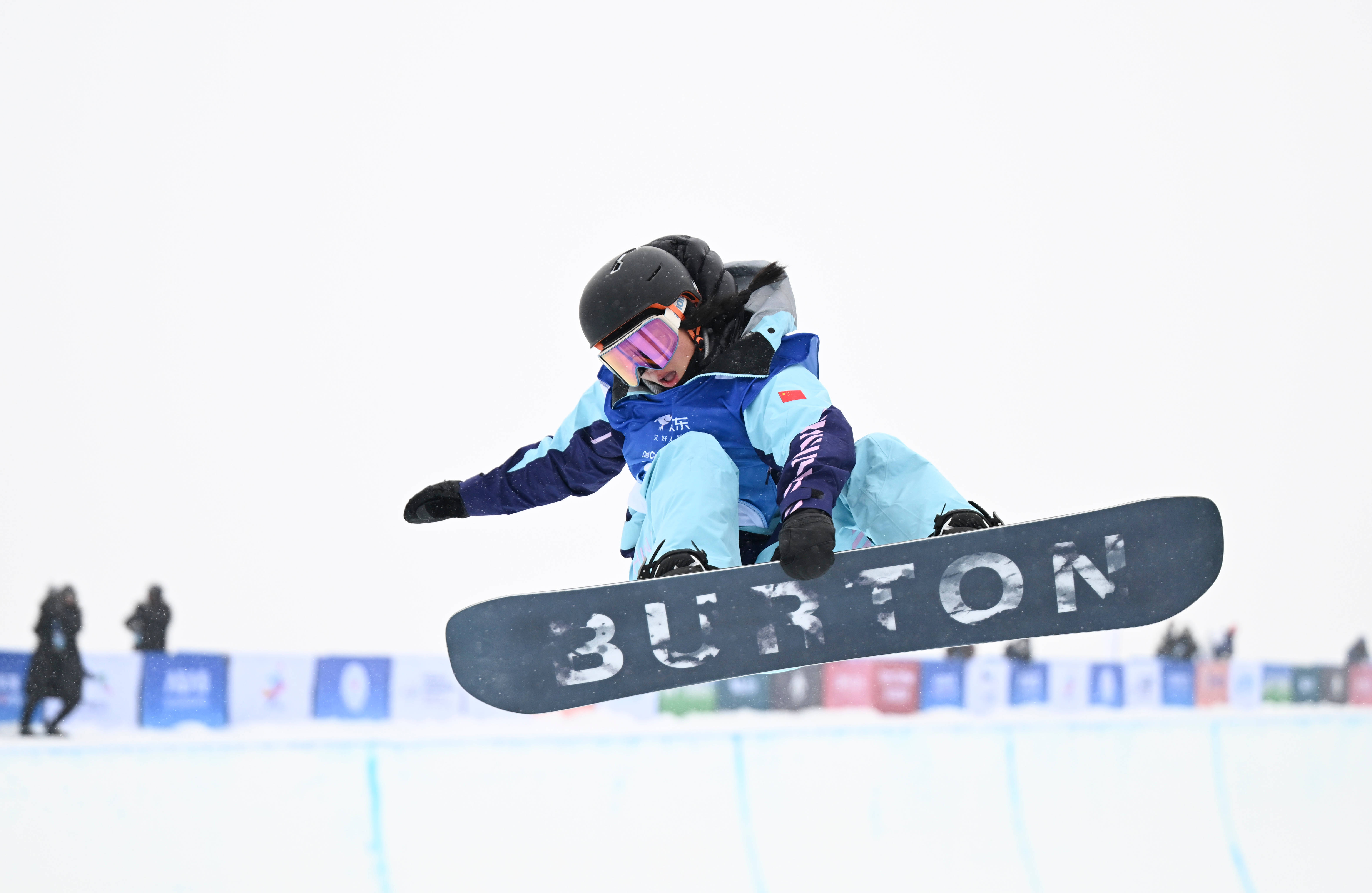 世界杯规则-（体育）单板滑雪——U型场地技巧世界杯：蔡雪桐获季军