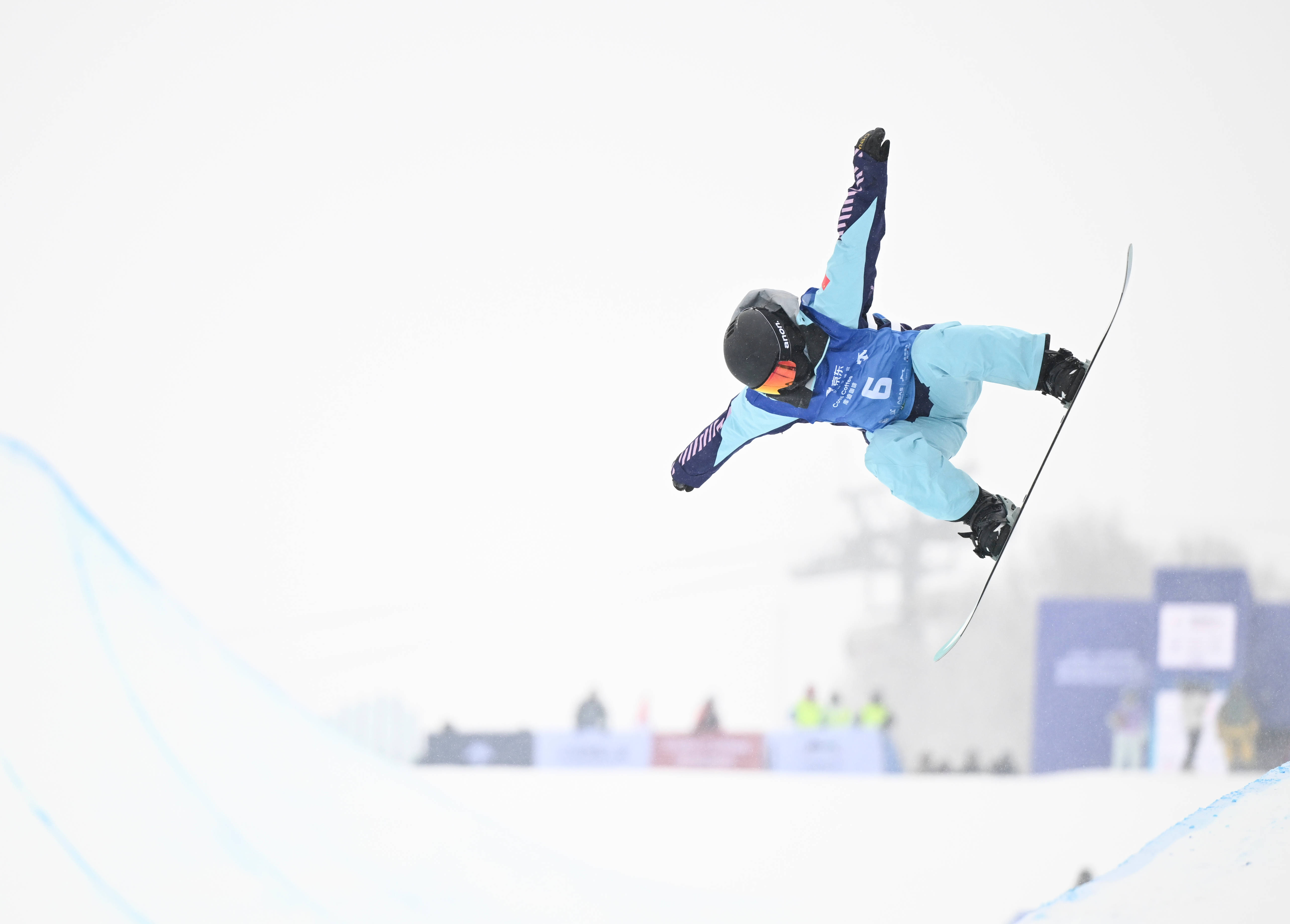 世界杯规则-（体育）单板滑雪——U型场地技巧世界杯：蔡雪桐获季军
