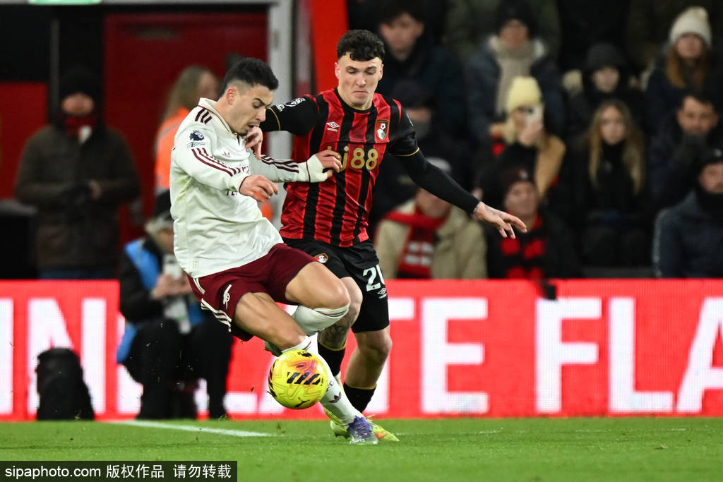 世界杯竞猜-英超-赖斯双响加布里埃尔送礼+破门 阿森纳3-2伯恩茅斯